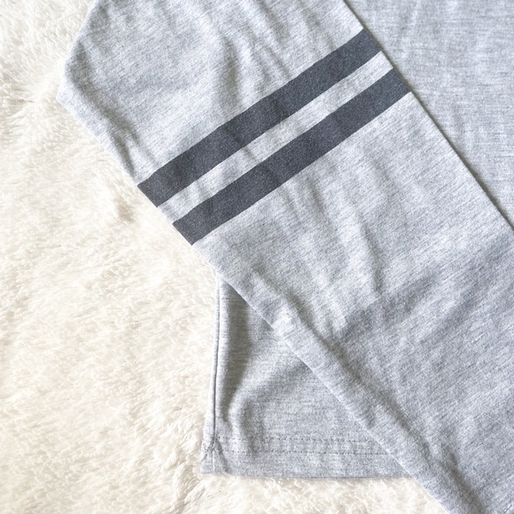 2/$10 Zaful crop top - Picture 2 of 6